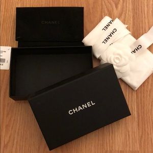 CHANEL Card holder full packaging